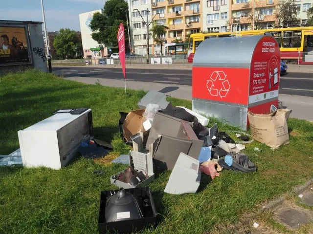 Zdjęcie Gdzie oddać elektrośmieci w Łodzi? Sprawdź najlepsze lokalizacje