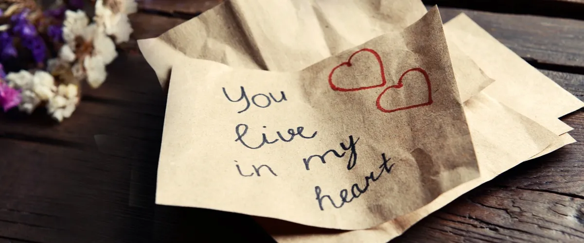 Zdjęcie Kogo szukam cytaty, które wyrażają tęsknotę i miłość