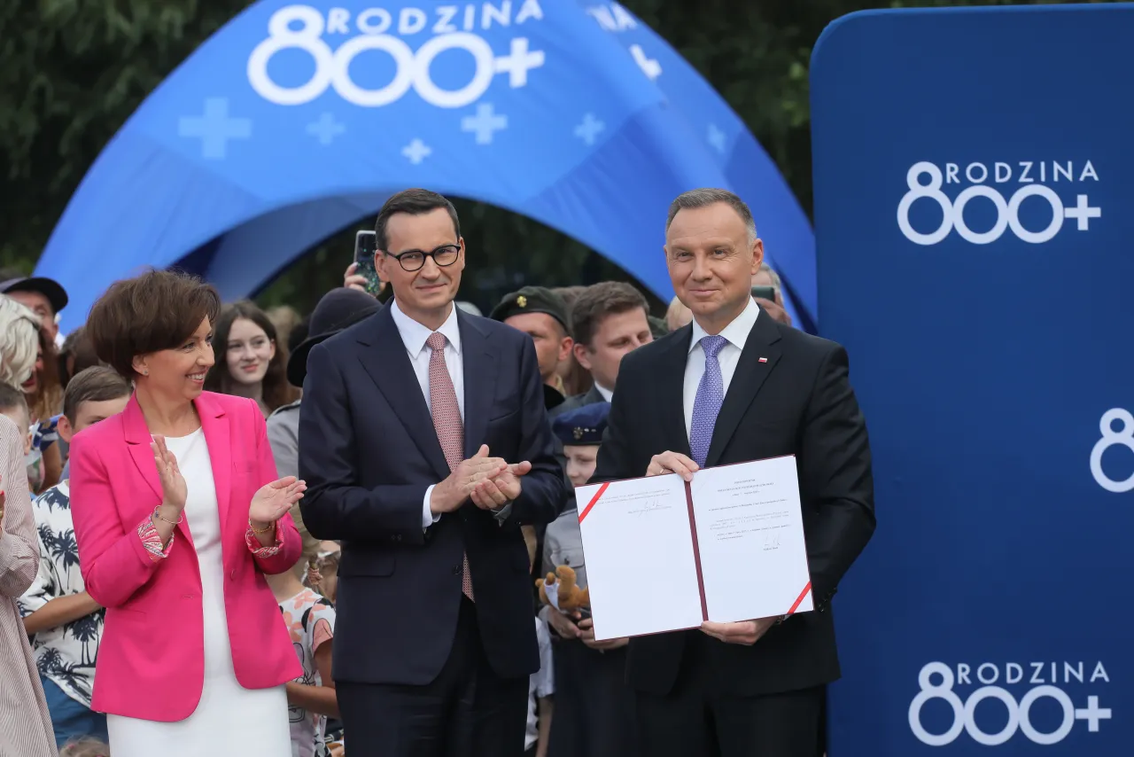 Zdjęcie Od kiedy jest 500 plus? Poznaj daty i zmiany w programie