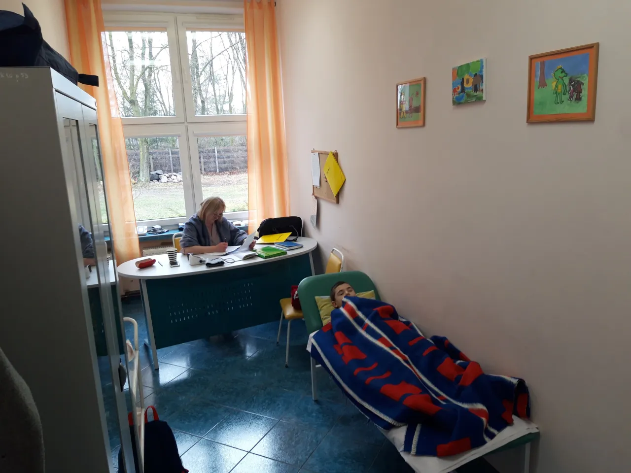 Zdjęcie Co może pielęgniarka szkolna? 7 kluczowych obowiązków i uprawnień