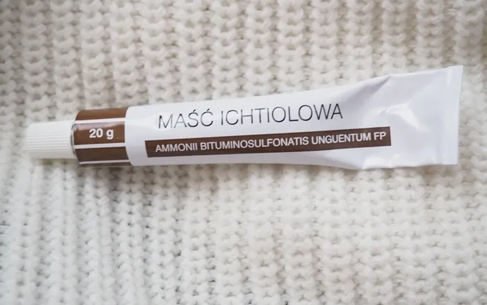 Zdjęcie Jak długo trzymać maść ichtiolową na pryszcze, by uniknąć blizn?