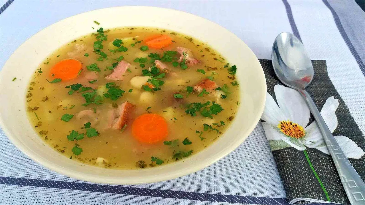 Zdjęcie Zupa fasolowa jak zrobić - łatwy przepis na pyszną zupę fasolową