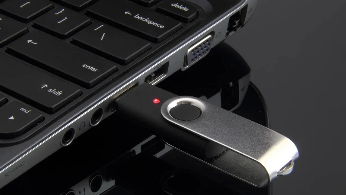Zdjęcie Jak sformatować pendrive na MacBooku i uniknąć utraty danych
