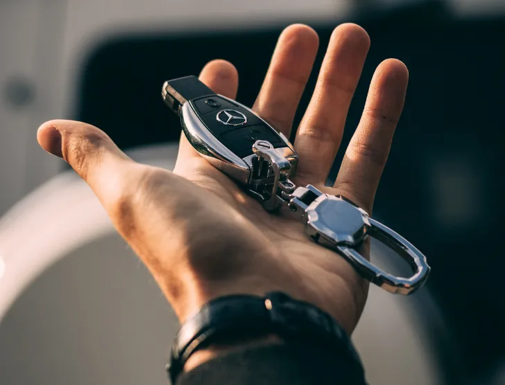 Zdjęcie Jak przepisać auto na żonę - uniknij problemów z formalnościami