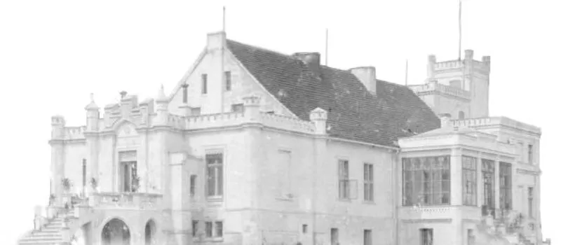 Zdjęcie Pałac w Komierowie: Historia, luksusowe noclegi i atrakcje w okolicy