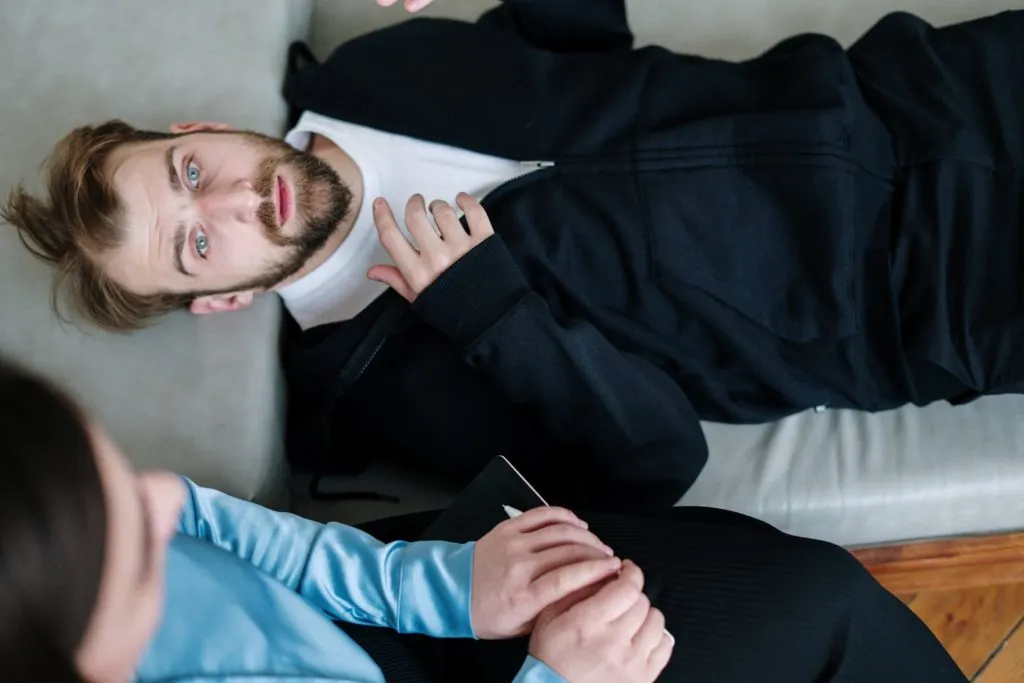 Zdjęcie Czy ataki paniki to choroba psychiczna? Poznaj prawdę o lęku