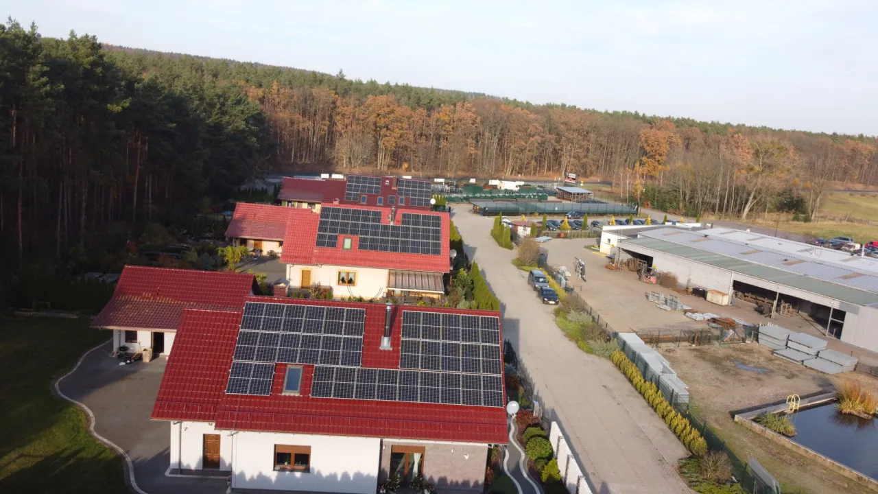 Zdjęcie Ile kosztuje fotowoltaika 9 kW? Sprawdź, co wpłynie na cenę