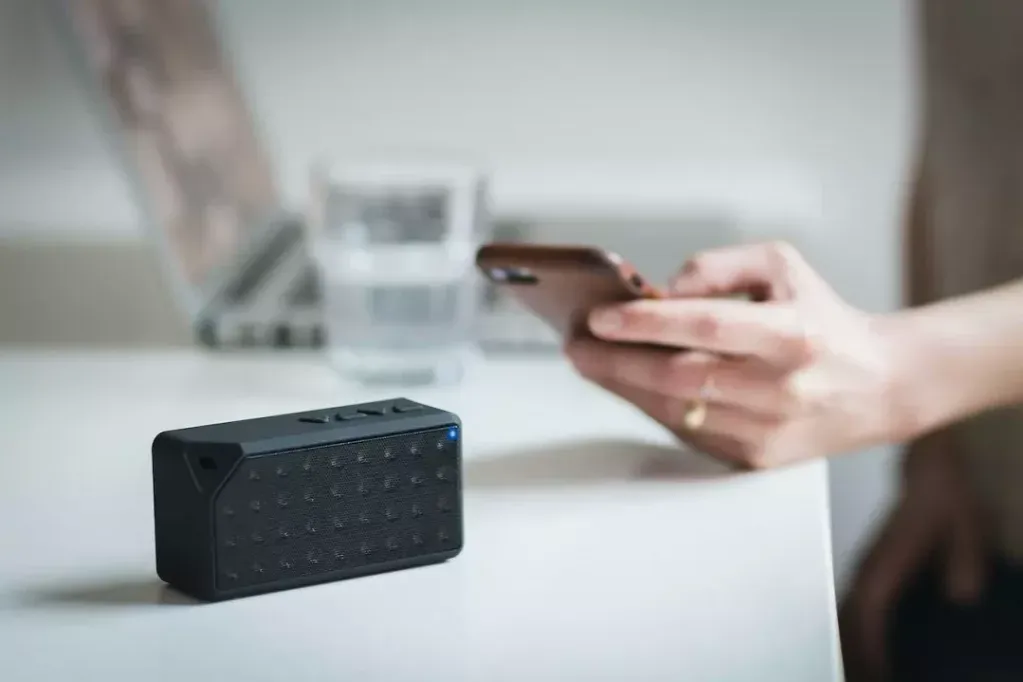 Zdjęcie Jak podłączyć głośnik Bluetooth do telefonu bez problemów – proste kroki