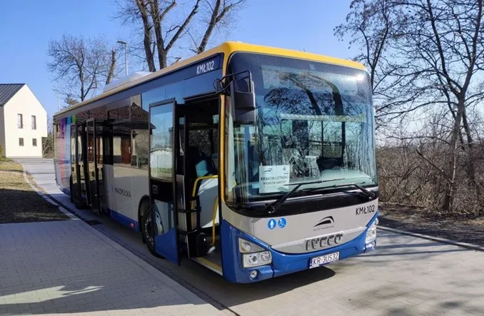 Zdjęcie Rozkład jazdy Kraków Limanowa – poznaj godziny i przewoźników