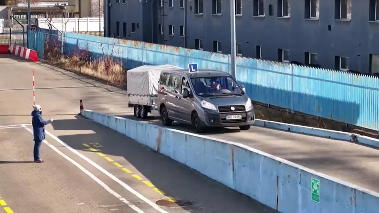 Zdjęcie Jaka kategoria na przyczepę kempingową? Sprawdź wymagania prawne