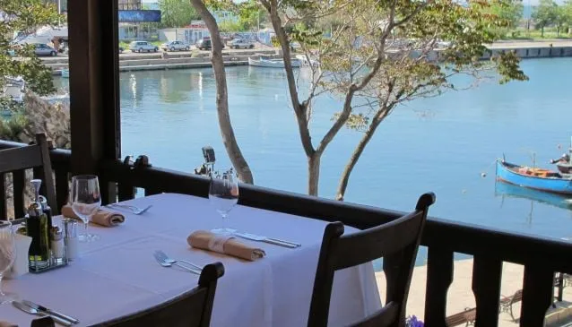 Zdjęcie Gdzie zjeść w Nessebarze? Odkryj najlepsze restauracje i smaki