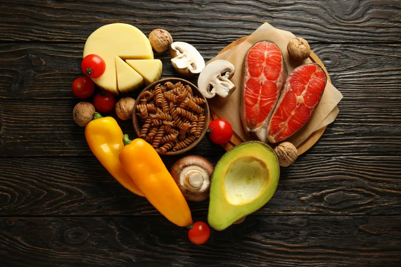Zdjęcie Jak obniżyć cholesterol na diecie keto? Skuteczne strategie i porady
