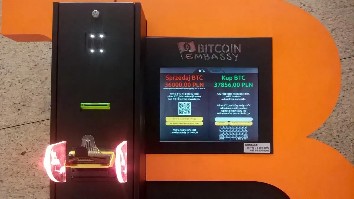 Zdjęcie Bankomaty kryptowalutowe: jak łatwo kupić i sprzedać bitcoiny