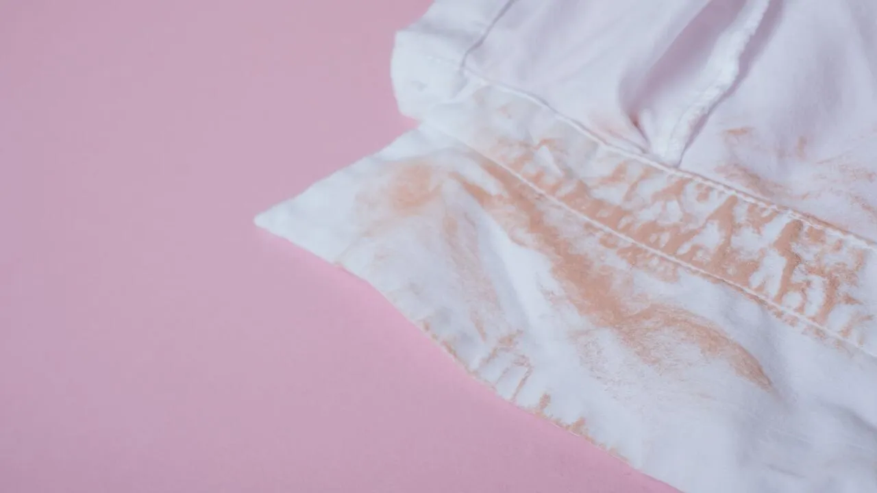 Zdjęcie Make up Flecken entfernen: Effektive Tipps für schnelle Ergebnisse