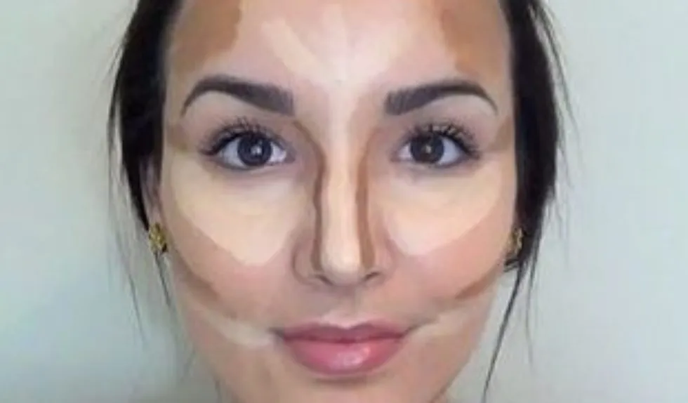 Zdjęcie Makijaż Kim Kardashian krok po kroku: Osiągnij perfekcyjny look
