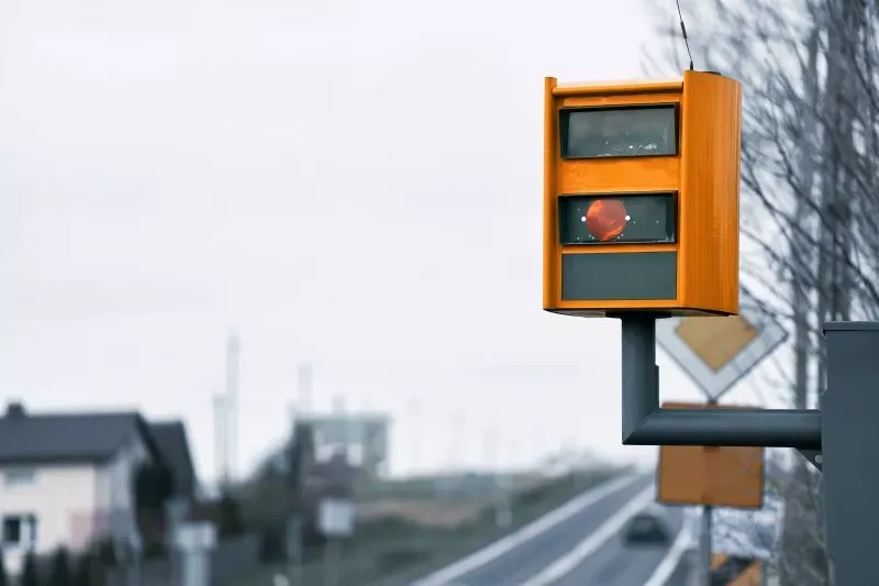 Zdjęcie Jak zapłacić mandat za przekroczenie prędkości i uniknąć kłopotów