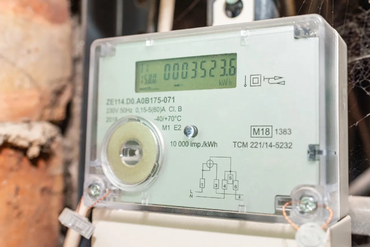 Zdjęcie Jak obniżyć rachunki za prąd i zaoszczędzić na energii elektrycznej