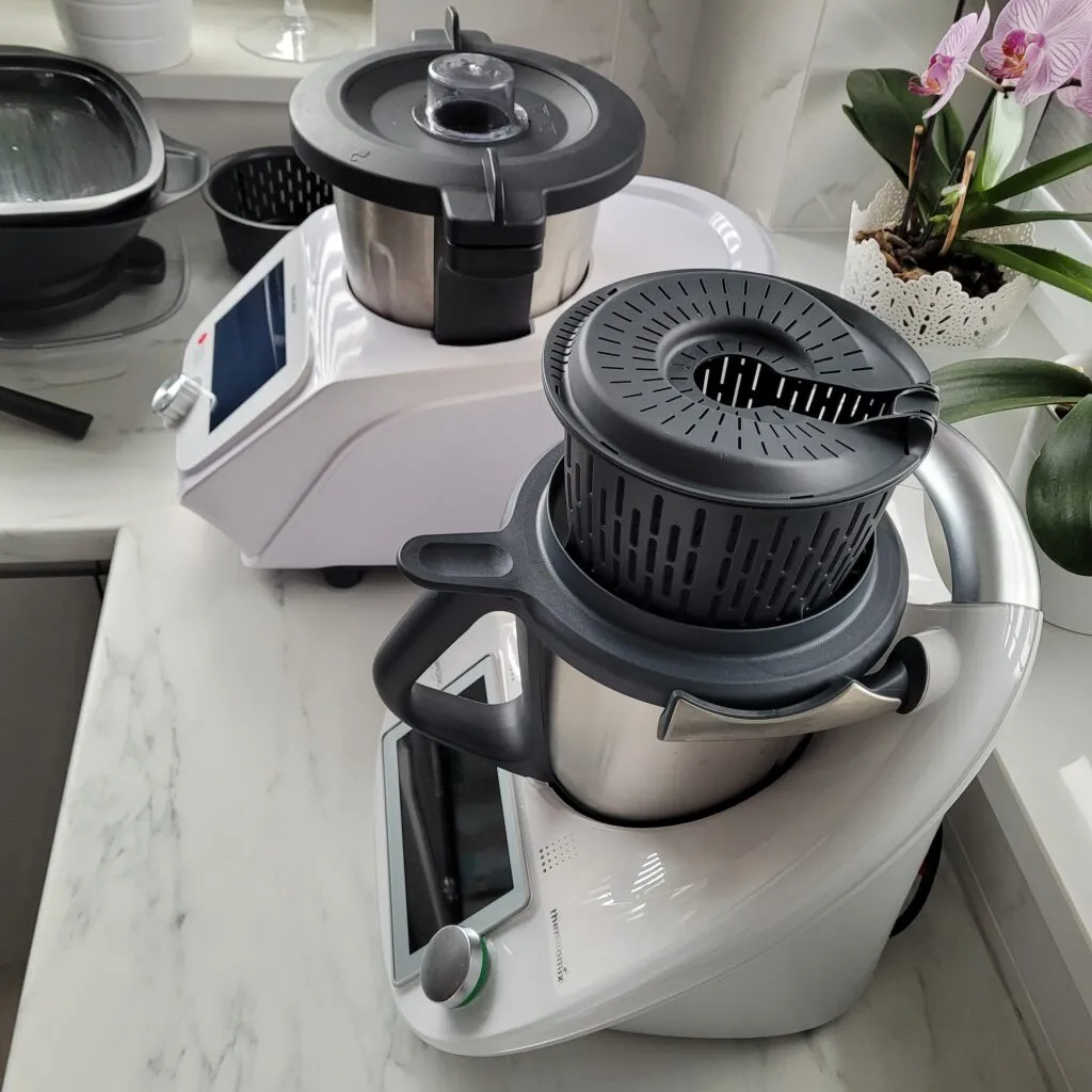 Zdjęcie Lidlomix a Thermomix porównanie: który robot kuchenny jest lepszy?