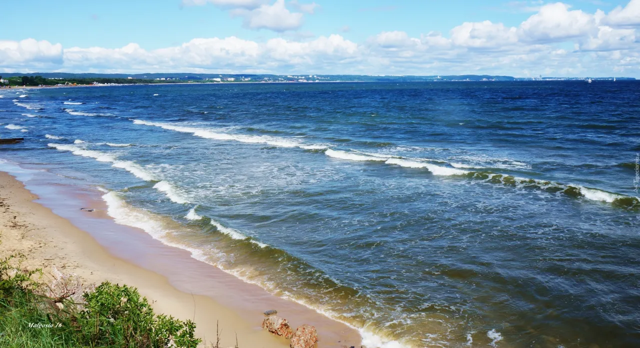 Zdjęcie Jak wygląda Morze Bałtyckie? Kolor wody, plaże i zmiany krajobrazu