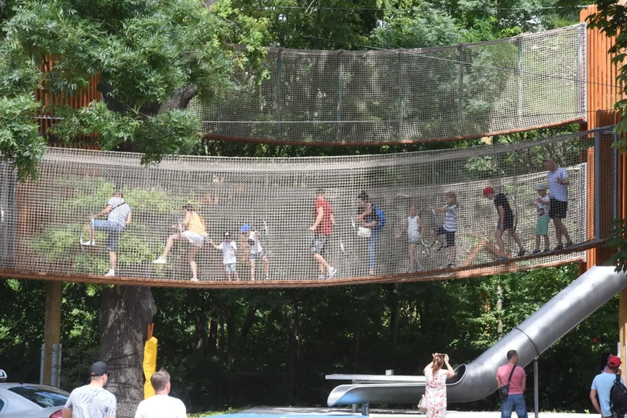 Zdjęcie Najlepsze atrakcje w parku linowym Szczyrk dla całej rodziny