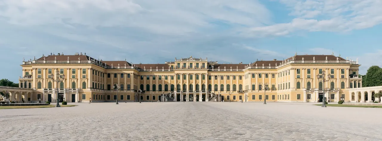 Zdjęcie Pałac Schönbrunn w Wiedniu: najsłynniejsza rezydencja Habsburgów w Austrii