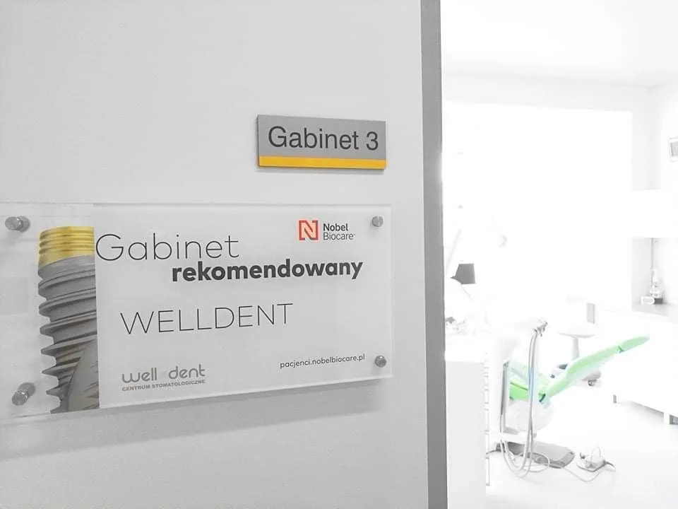 Zdjęcie Najlepsze kliniki implantologiczne we Wrocławiu – gdzie warto się udać?
