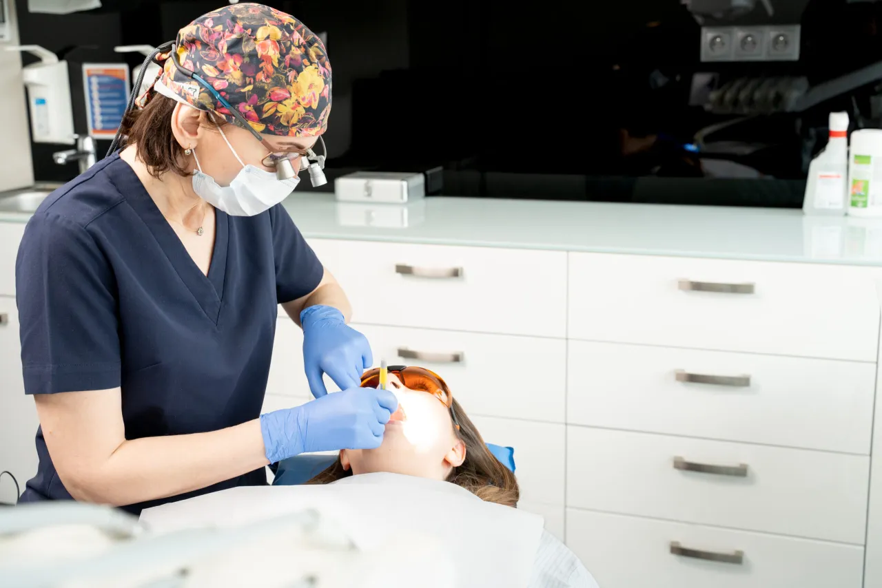 Zdjęcie Czy można jeść przed dentystą? Ważne zasady dla pacjentów