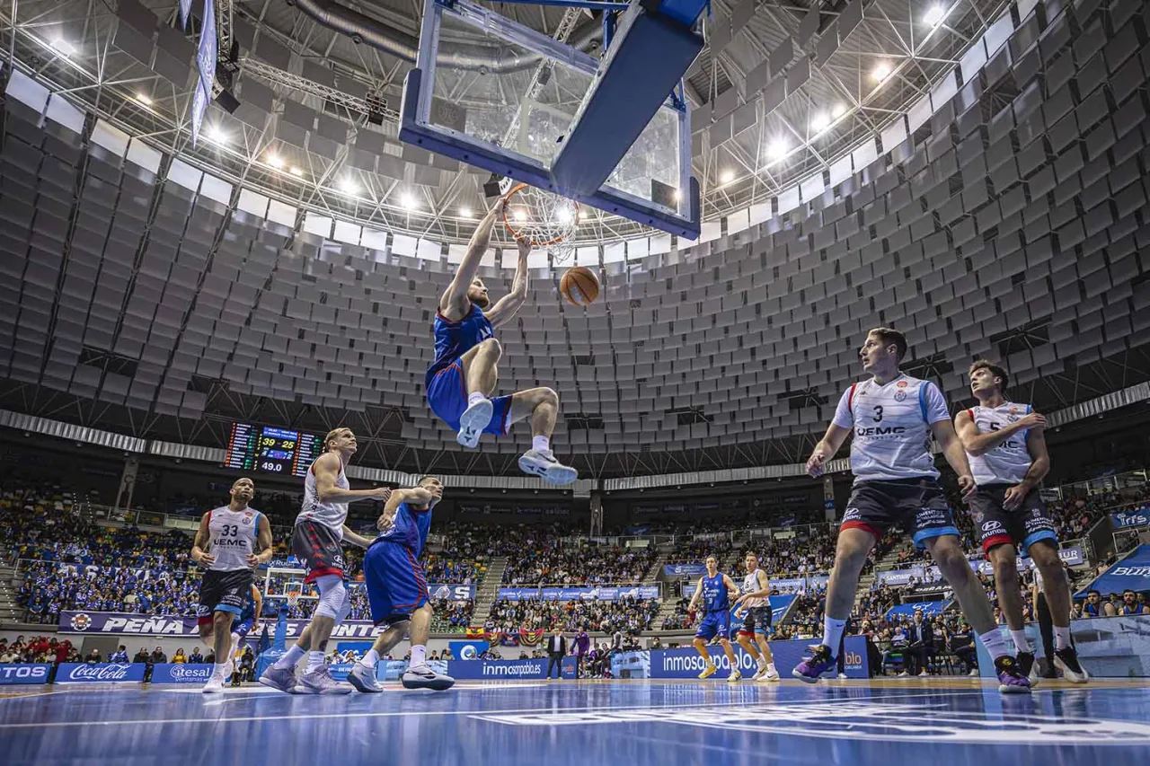 Zdjęcie Dónde mirar Real Valladolid baloncesto contra San Pablo Burgos en vivo y gratis
