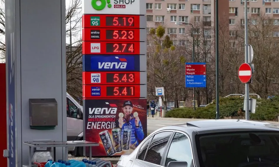 Zdjęcie Dowiedz się w jakim kraju jest najtańsze paliwo: ceny mogą Cię zaskoczyć