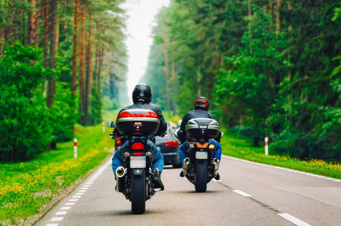 Zdjęcie Najlepsze trasy motocyklowe w Małopolsce - odkryj ukryte skarby