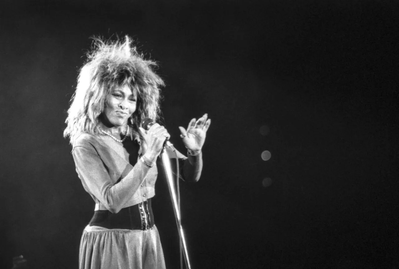 Zdjęcie Czy Tina Turner ma dzieci? Poznaj ich losy i rodzinne tajemnice