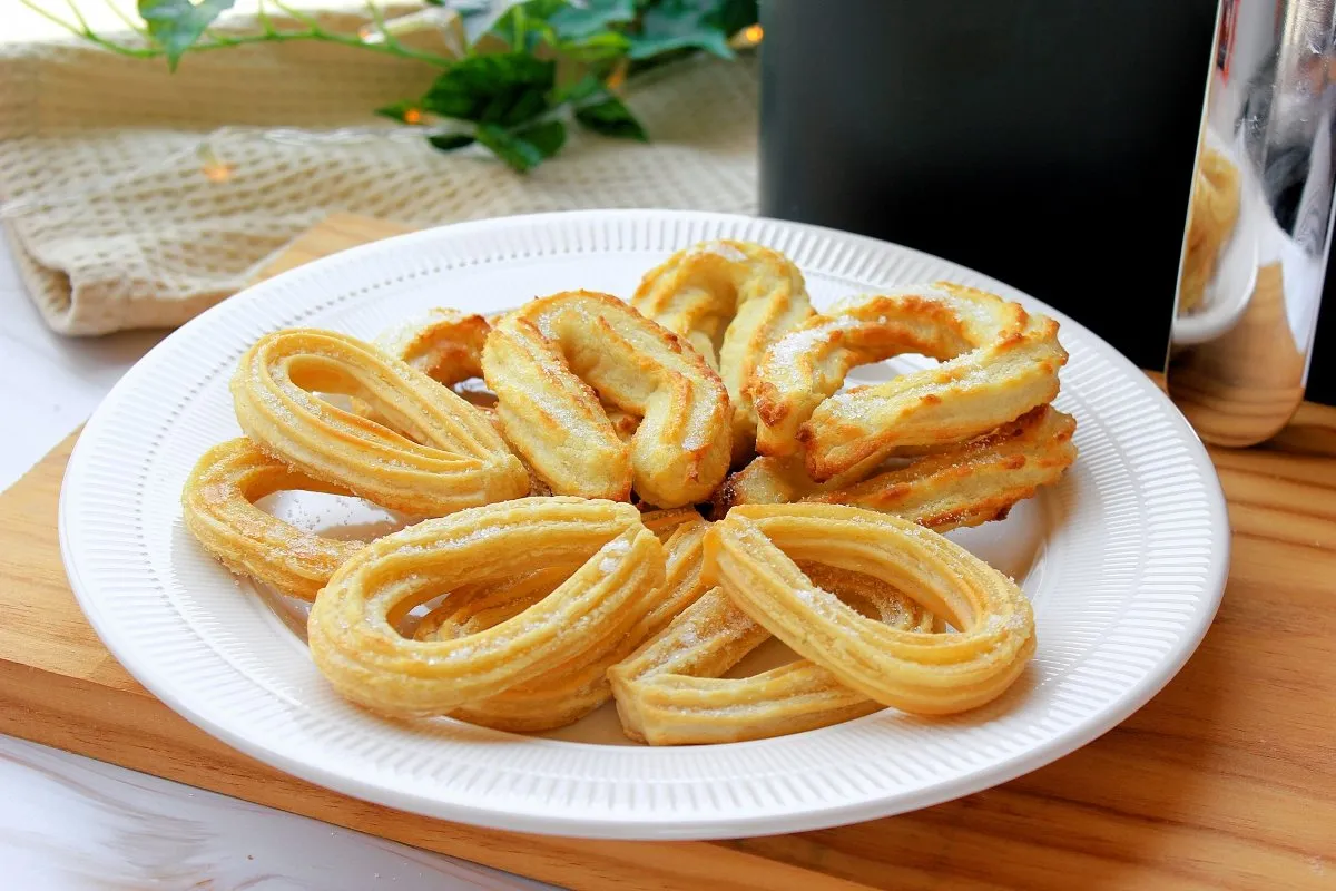 Zdjęcie ¿Se pueden freír churros congelados en freidora de aire de forma fácil?