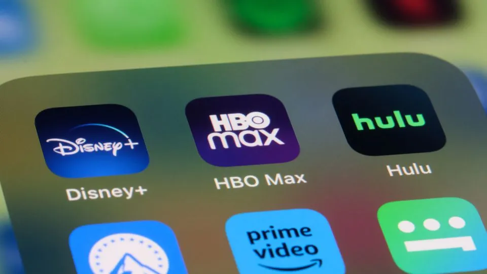 Zdjęcie Ile kont można używać na HBO Max? Ograniczenia i zasady dzielenia