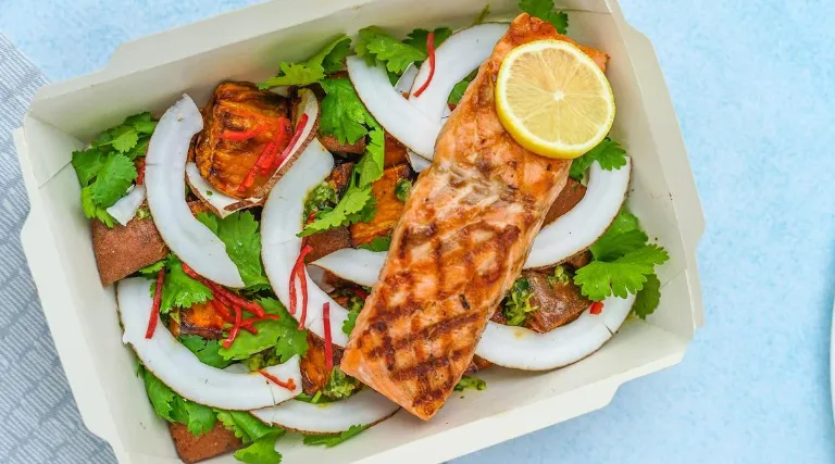 Zdjęcie Jak założyć catering dietetyczny? Sanepid, koszty, marketing i zyski