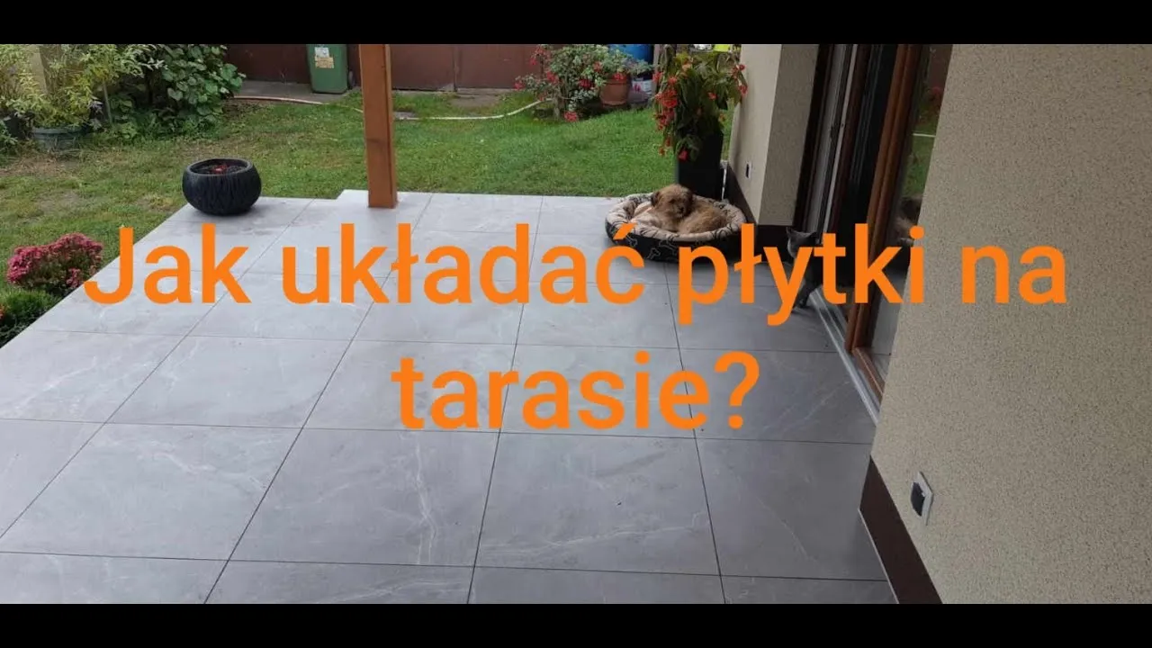Zdjęcie Jak położyć płytki na tarasie bez błędów - krok po kroku do sukcesu