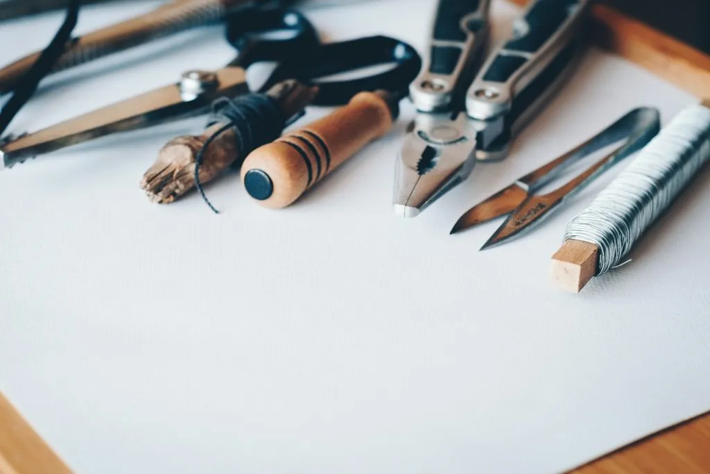 Zdjęcie DIY co to? Odkryj znaczenie i zastosowanie w Twoim życiu
