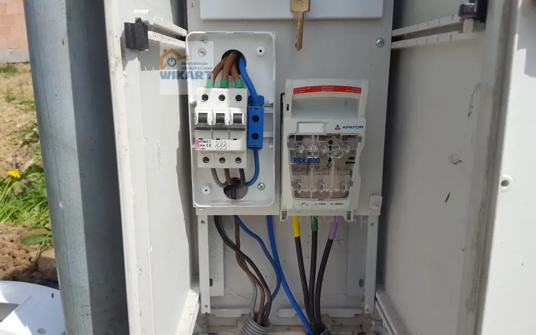 Zdjęcie Ile kosztuje przeniesienie skrzynki elektrycznej? Sprawdź, co wpływa na cenę