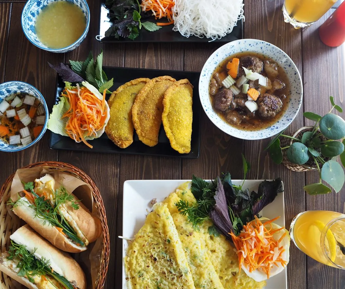 Zdjęcie Znajdź najlepszą wietnamską restaurację: Smaki, które pokochasz!