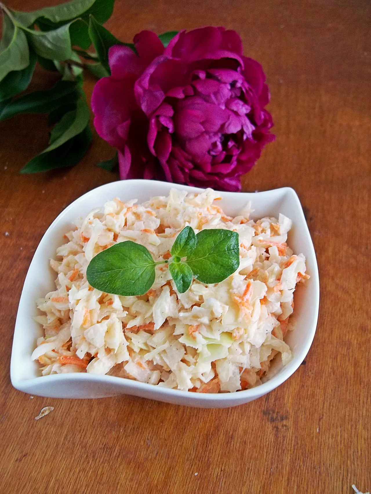 Zdjęcie Surówka jak z KFC – prosty przepis na domowy coleslaw, który zachwyca