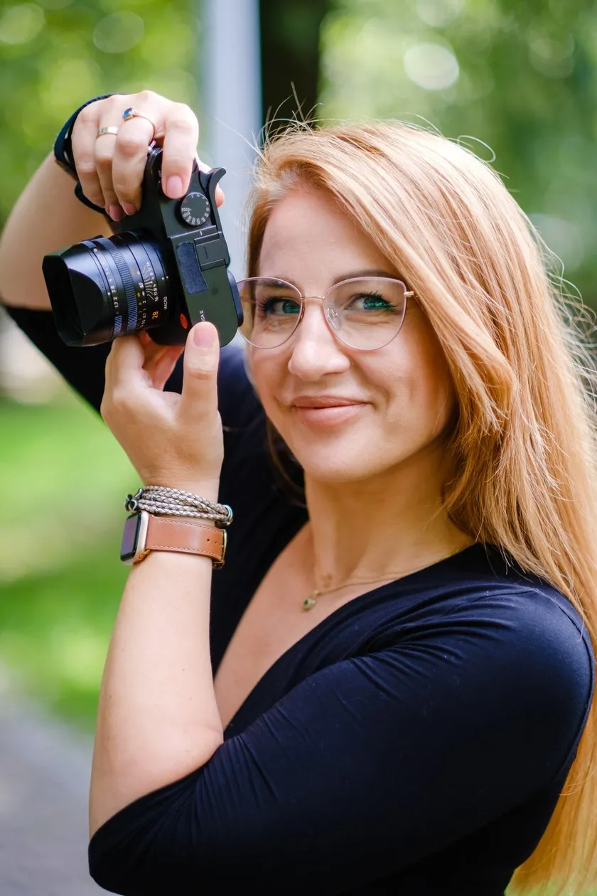 Zdjęcie Jak fotografować modelkę, aby uzyskać niesamowite i emocjonalne zdjęcia