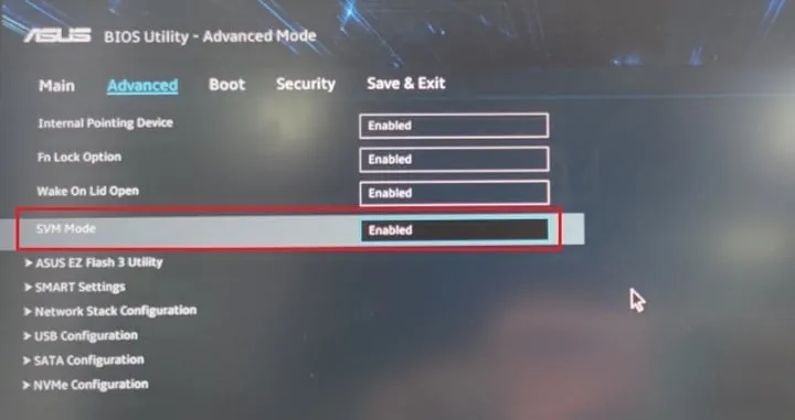 Zdjęcie Jak włączyć wirtualizację sprzętową w Windows 11 i uniknąć problemów