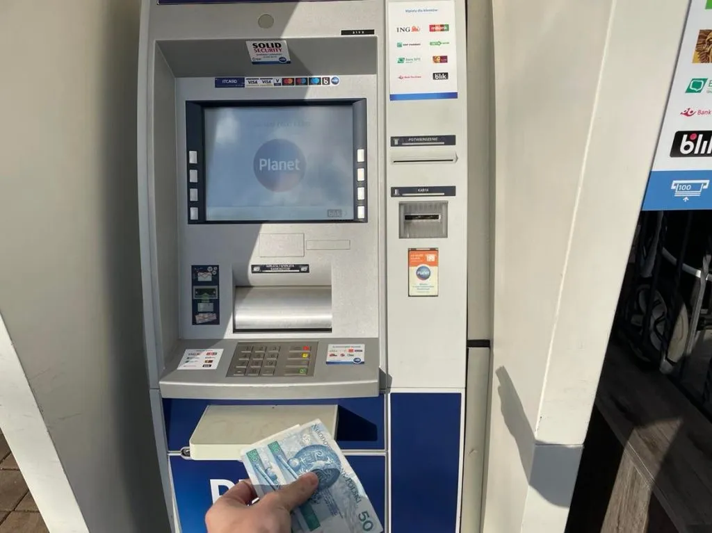 Zdjęcie Gdzie znajdują się bankomaty we Włocławku? Sprawdź lokalizację