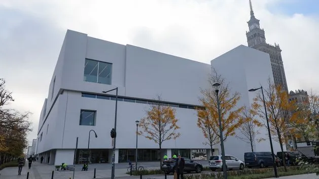 Zdjęcie Muzeum Sztuki Nowoczesnej nad Wisłą: Nowa przestrzeń dla sztuki performatywnej