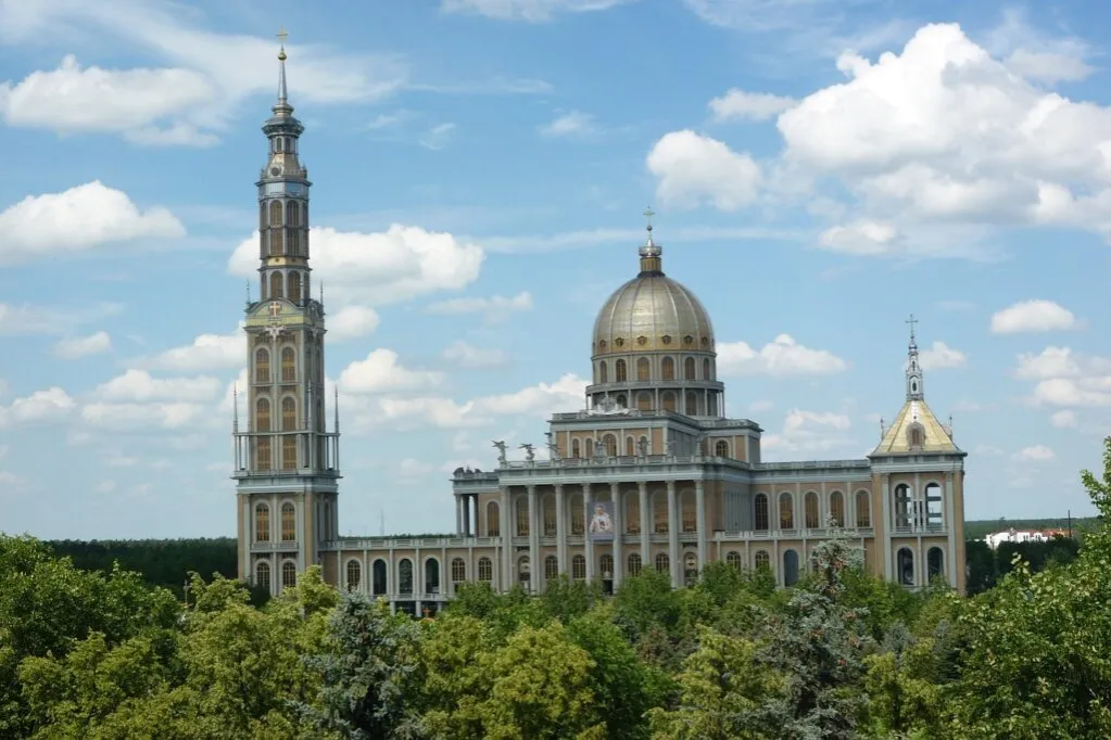 Zdjęcie Sanktuarium maryjne w Polsce: Najważniejsze miejsca kultu i pielgrzymek