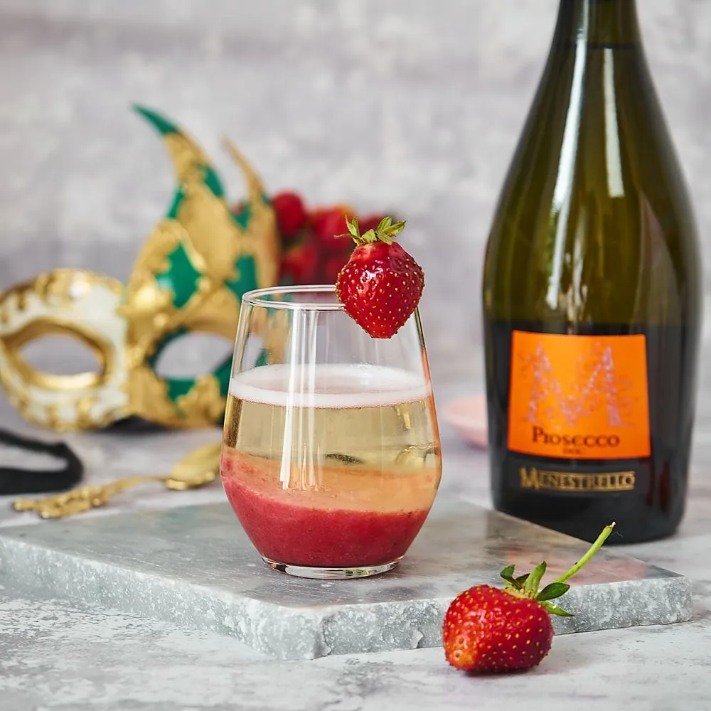 Zdjęcie Pyszne drinki z prosecco i truskawkami, które zachwycą każdego