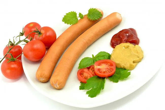 Zdjęcie Ile kalorii ma frankfurterka i dlaczego warto znać tę wartość? Pełna analiza