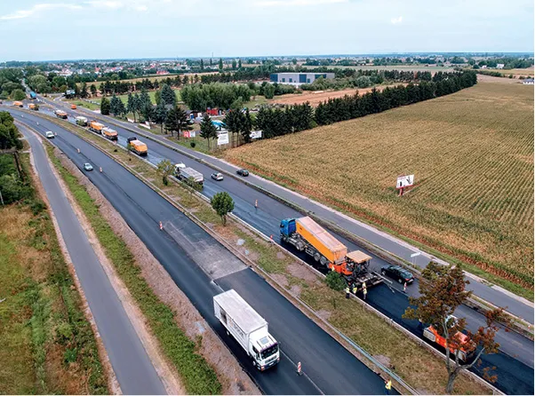 Zdjęcie Jak się robi asfalt - poznaj sprawdzone metody produkcji i zastosowania