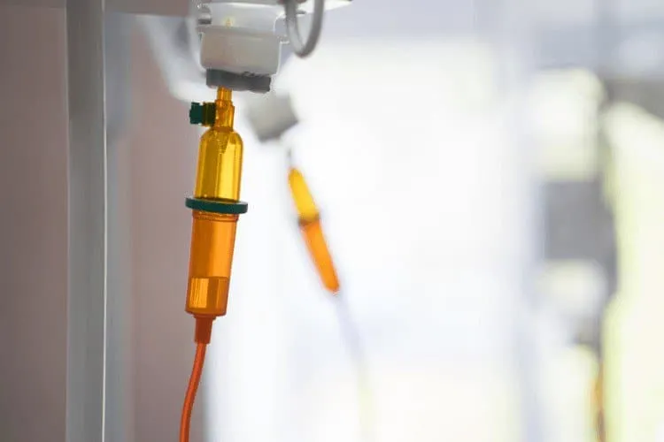 Zdjęcie Jak podawana jest chemia? Poznaj metody i skutki leczenia chemią