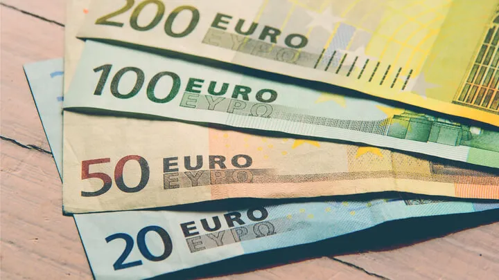 Zdjęcie Słowenia jaka waluta obowiązuje? Wszystko o euro i płatnościach w podróży