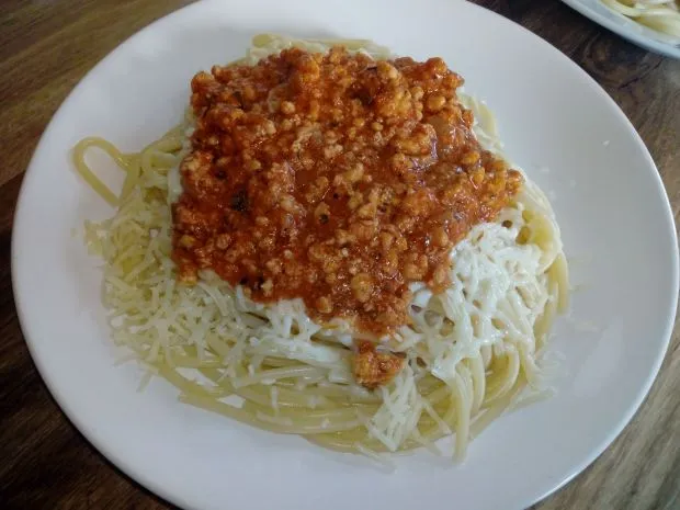 Zdjęcie Pyszny przepis na spaghetti z mięsem mielonym bez pomidorów, który zaskoczy smakami